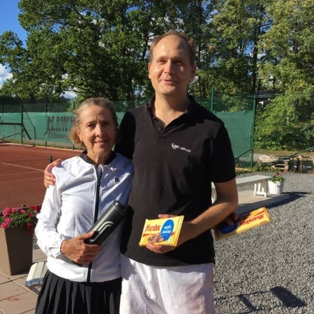 40267468_239786973387727_5991808853451210752_n