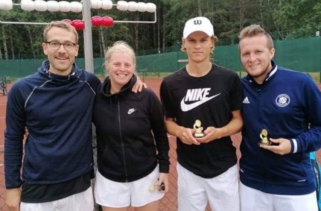 Karl Reinholz, Alexandra Buttazzoni, Robin Ljunggren & Björn Molin